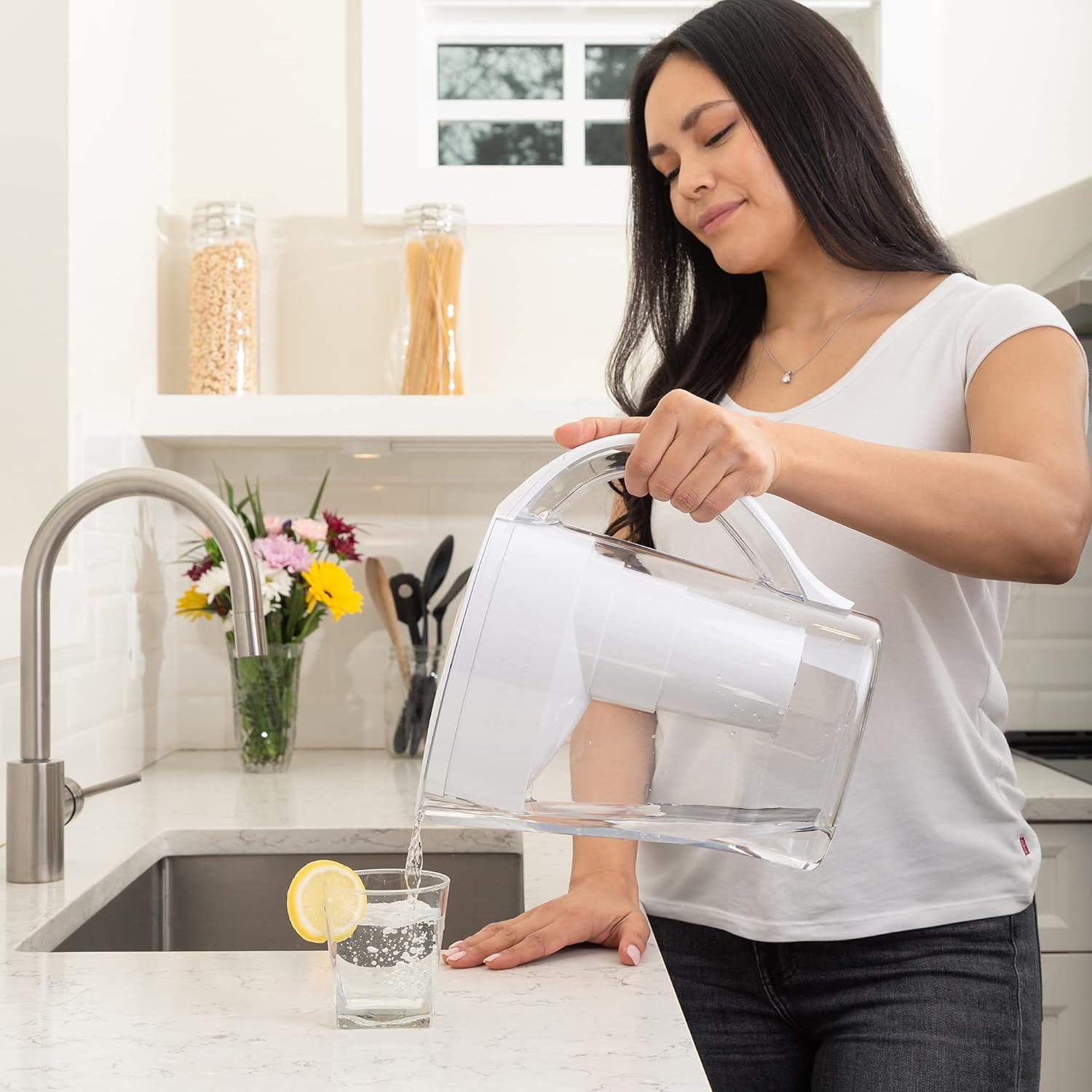 Aquapureline  Water Filtration Pitcher, 9-Cup, Removes Chlorine and Lead